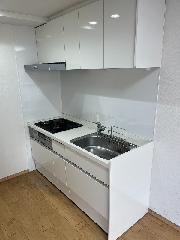 ��ʌ��������܎s�����擌��{�S���ڂ̃}���V�����̃L�b�`��