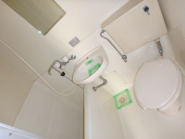 ��ʌ��������܎s�����扺�����S���ڂ̃A�p�[�g�̃o�X