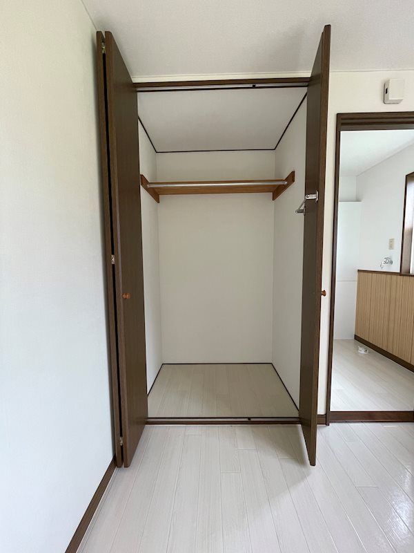 ��ʌ��������܎s��΋搼���̃A�p�[�g�̎��[