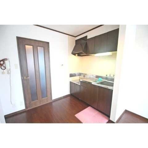 ��ʌ�����s���s�o�H�T���ڂ̃}���V�����̃L�b�`��