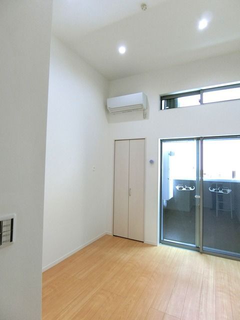 ��ʌ��������܎s�k��A�|���Q���ڂ̃A�p�[�g�̋��ԁE���r���O