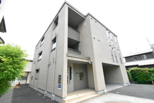 ��ʌ��z�J�s���������̃}���V�����̌����O��