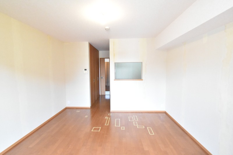 ��ʌ��z�J�s���������̃}���V�����̋��ԁE���r���O