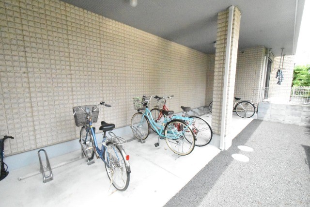 ��ʌ��z�J�s���������̃}���V�����̂��̑�