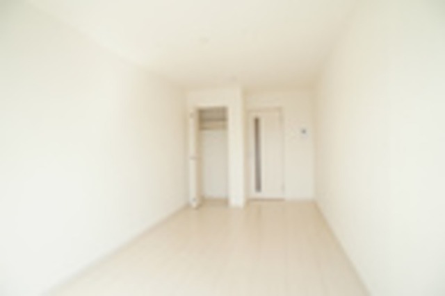 ��ʌ�����s�݉ƒ��̃}���V�����̋��ԁE���r���O