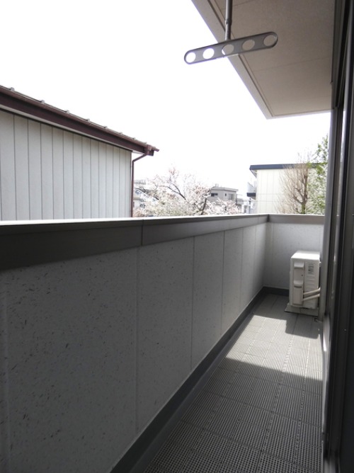 ��ʌ��������܎s�΋�厚��Ԗ؂̃}���V�����̃o���R�j�[