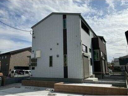 ��ʌ�����s�厚����̃A�p�[�g�̌����O��