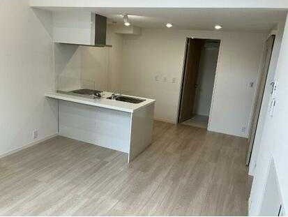 ��ʌ�����s�厚����̃A�p�[�g�̋��ԁE���r���O