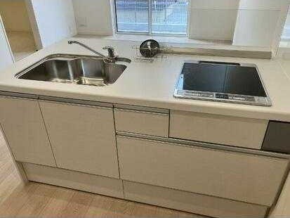 ��ʌ�����s�厚����̃A�p�[�g�̃L�b�`��