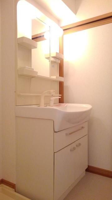 ��ʌ��������܎s��΋撇���Q���ڂ̃A�p�[�g�̐��ʏ�