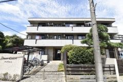 ��ʌ��������܎s�k����i���Q����1592�̃A�p�[�g�̌����O��