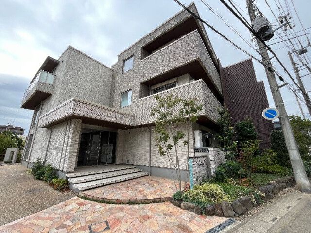 ��ʌ��������܎s��{��听���P����351-3�̃}���V�����̌����O��