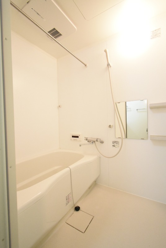 ��ʌ��������܎s�k��{�����̃A�p�[�g�̃o�X