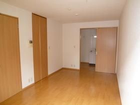 ��ʌ�����s�����J�{���P���ڂ̃A�p�[�g�̋��ԁE���r���O