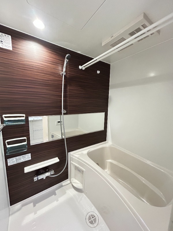 ��ʌ��������܎s�Y�a��j���J�R���ڂ̃}���V�����̃o�X