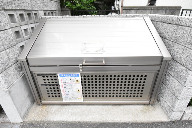 ��ʌ��������܎s�k��{�����̃A�p�[�g�̂��̑�