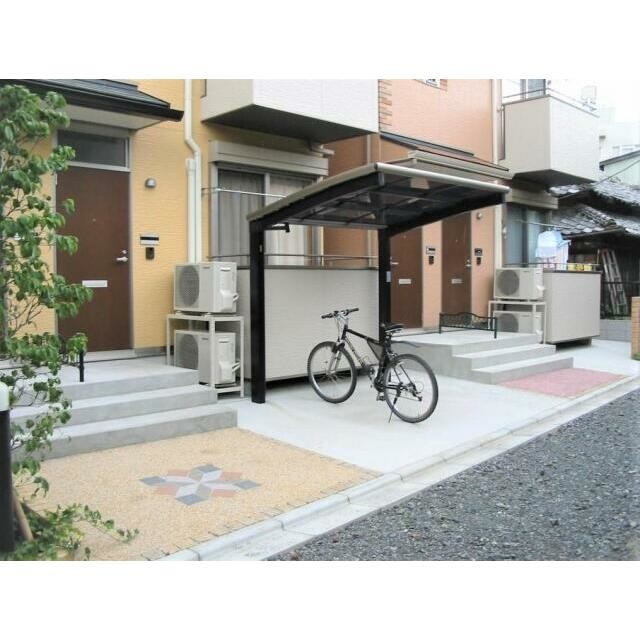 ��ʌ�����s�����J�{���P���ڂ̃A�p�[�g�̂��̑�