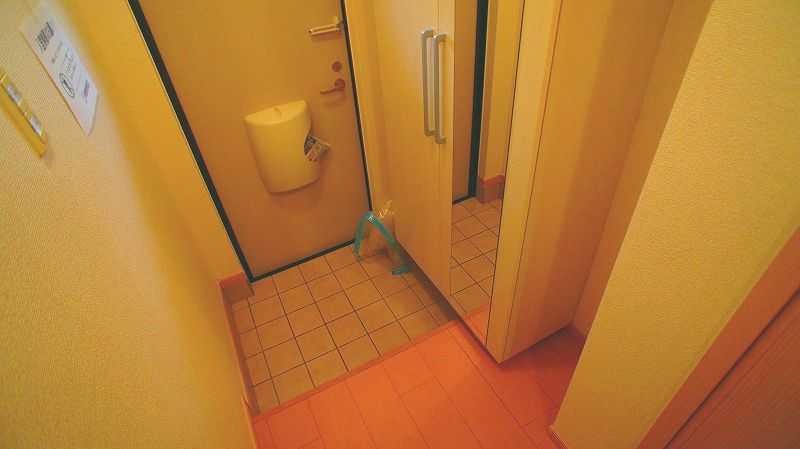 ��ʌ��k�����S�ɓޒ������j�S���ڂ̃A�p�[�g�̌���