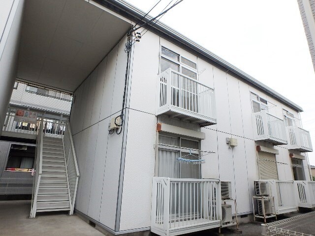 ��ʌ��������܎s��{��x�̓����P���ڂ̃A�p�[�g�̌����O��