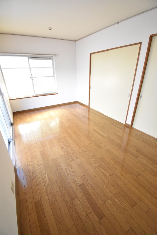 ��ʌ��������܎s��{��x�̓����P���ڂ̃A�p�[�g�̂��̑������E�X�y�[�X