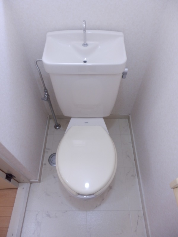 ��ʌ��������܎s��{��x�̓����P���ڂ̃A�p�[�g�̃g�C��