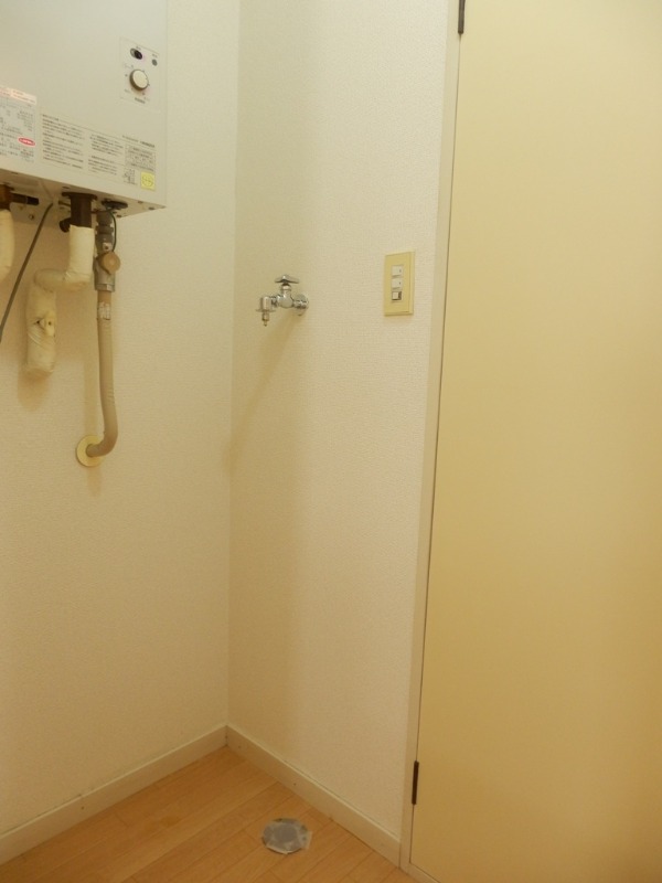 ��ʌ��������܎s��{��x�̓����P���ڂ̃A�p�[�g�̂��̑�