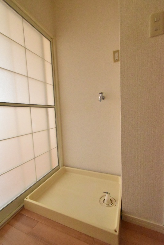 ��ʌ����R�s�厚�k���]�̃A�p�[�g�̂��̑�