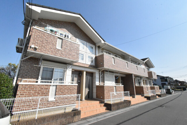 ��ʌ��z�J�s�_�����P���ڂ̃A�p�[�g�̌����O��