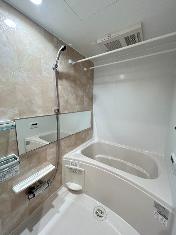 ��ʌ��������܎s������厚�������̃}���V�����̃o�X