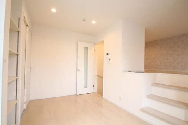 ��ʌ�����s�≺���S���ڂ̃A�p�[�g�̂��̑�