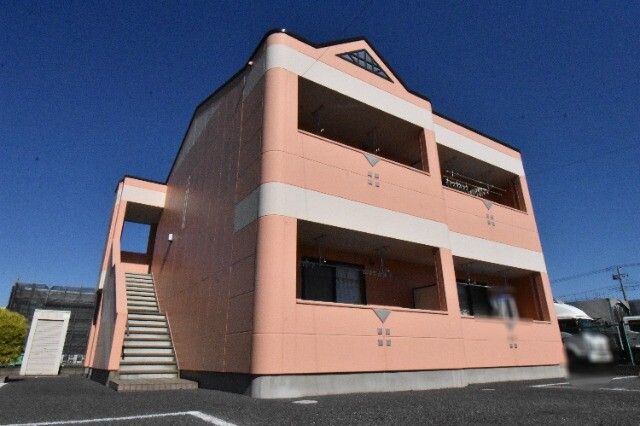 ��ʌ��k�����S�ɓޒ������j�U���ڂ̃A�p�[�g�̌����O��