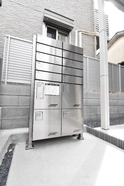 ��ʌ��z�J�s�o�˒��̃A�p�[�g�̌����O��