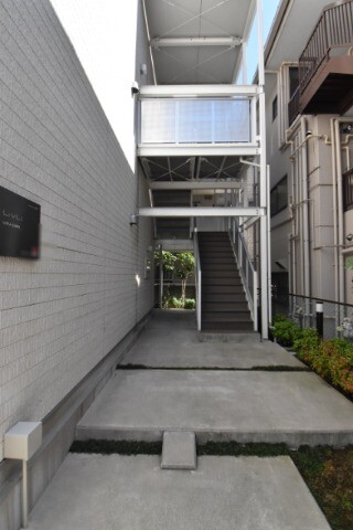 ��ʌ��z�J�s���������̃}���V�����̃G���g�����X