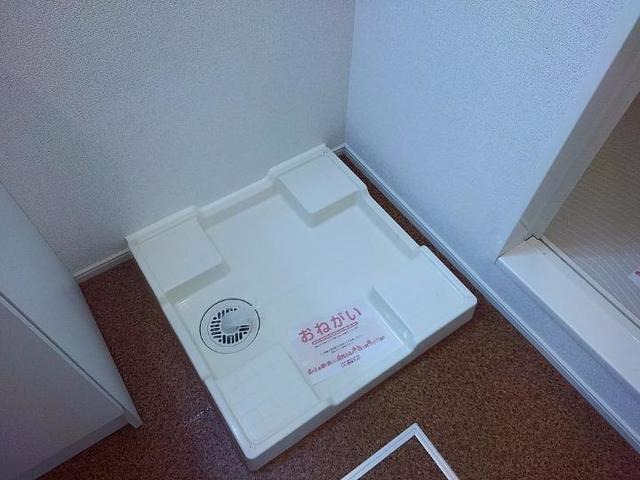 ��ʌ������s�����Q���ڂ̃A�p�[�g�̂��̑�