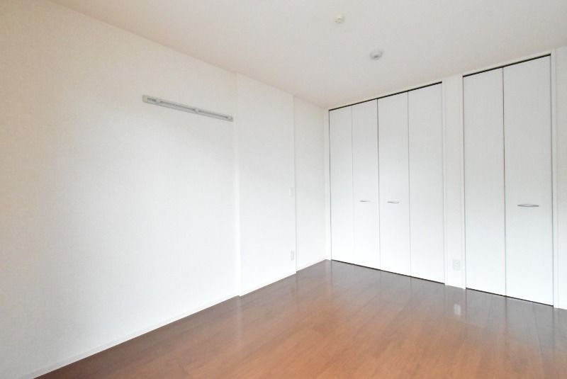 ��ʌ��z�J�s�����Q���ڂ̃A�p�[�g�̂��̑������E�X�y�[�X