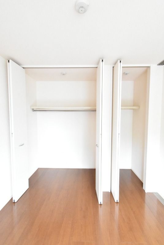 ��ʌ��z�J�s�����Q���ڂ̃A�p�[�g�̎��[