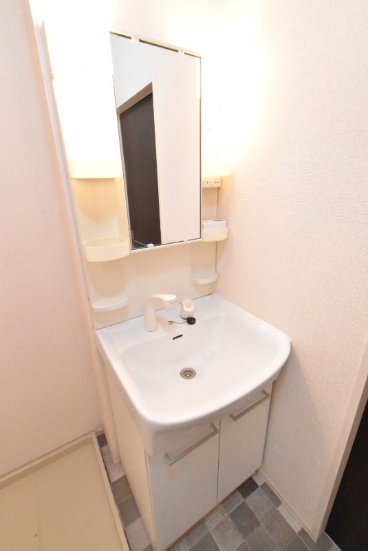 ��ʌ��z�J�s�����Q���ڂ̃A�p�[�g�̐��ʏ�