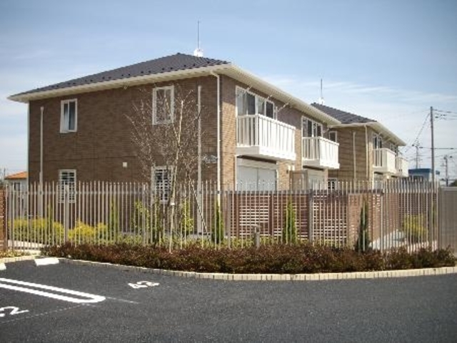 ��ʌ�����s�{���U���ڂ̃A�p�[�g�̌����O��