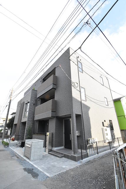 ��ʌ��������܎s��{����ؒ��Q���ڂ̃A�p�[�g�̌����O��