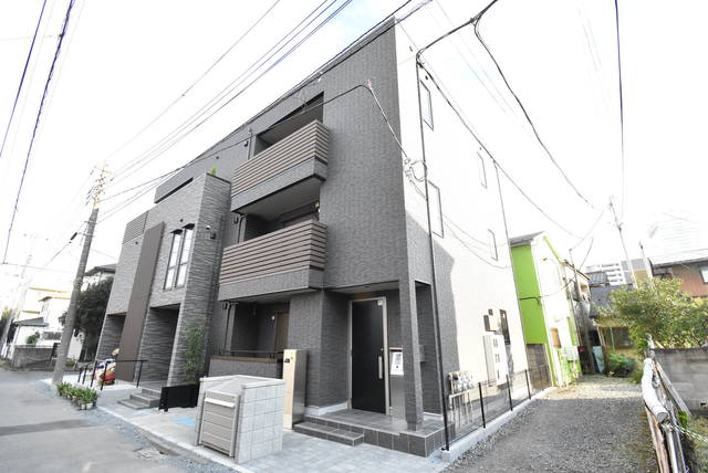 ��ʌ��������܎s��{����ؒ��Q���ڂ̃A�p�[�g�̌����O��