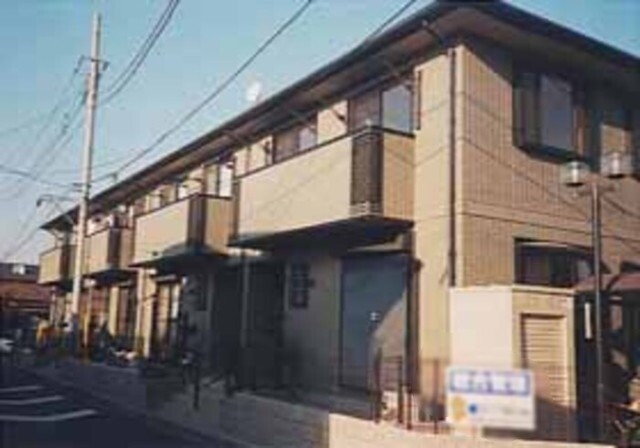 ��ʌ��������܎s�΋挴�R�S���ڂ̃e���X�n�E�X�̌����O��