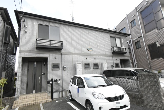 ��ʌ��������܎s�k��{�����̃e���X�n�E�X�̌����O��