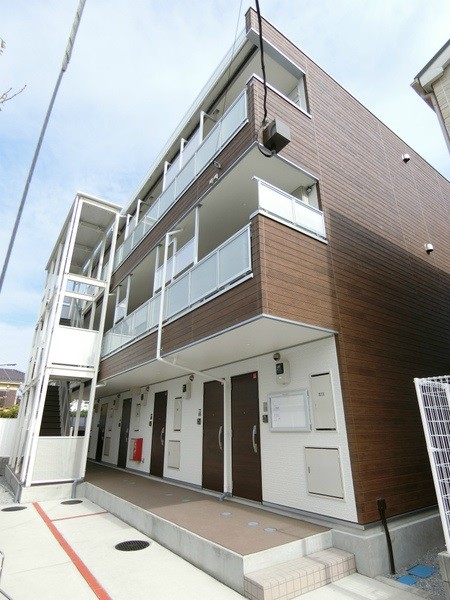 ��ʌ������s�����̃}���V�����̌����O��