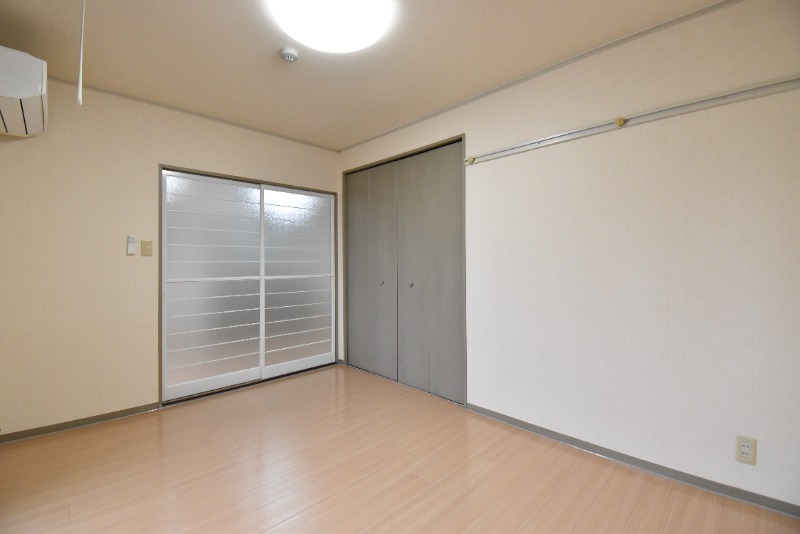 ��ʌ�����s������U���ڂ̃A�p�[�g�̂��̑������E�X�y�[�X