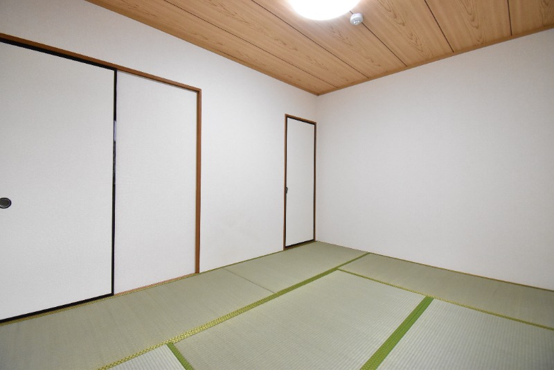 ��ʌ�����s������U���ڂ̃A�p�[�g�̂��̑�