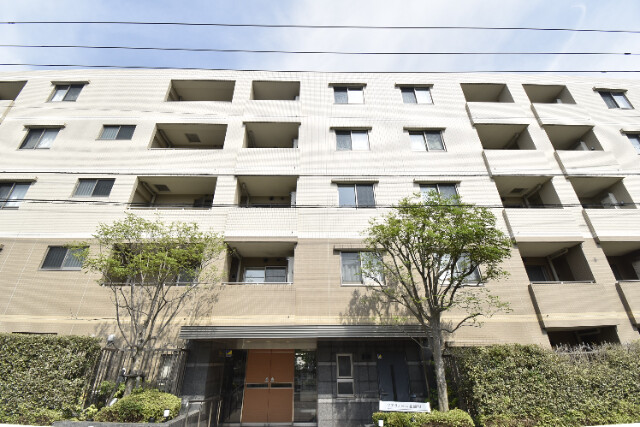 ��ʌ��������܎s�������˂S���ڂ̃}���V�����̌����O��