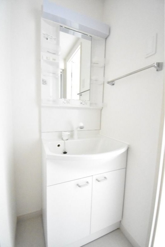 ��ʌ��������܎s�Y�a�挳���P���ڂ̃A�p�[�g�̐��ʏ�