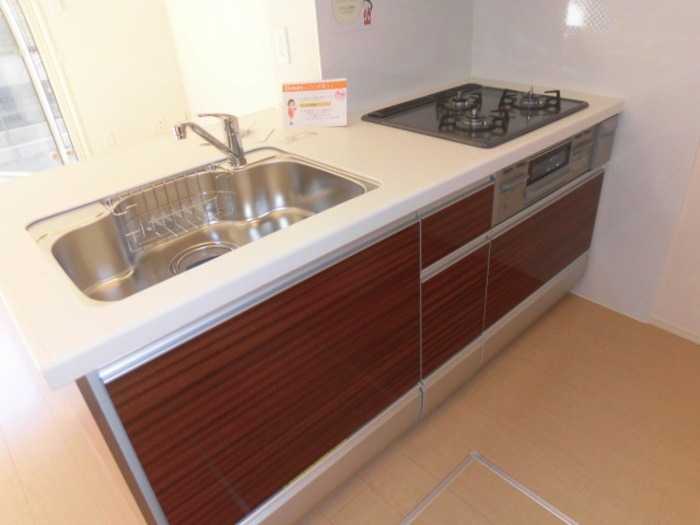 ��ʌ��z�J�s���]���Q���ڂ̃A�p�[�g�̃L�b�`��