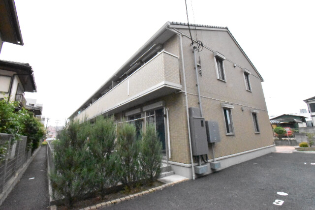 ��ʌ��z�J�s���]���Q����8-23�̃A�p�[�g�̌����O��