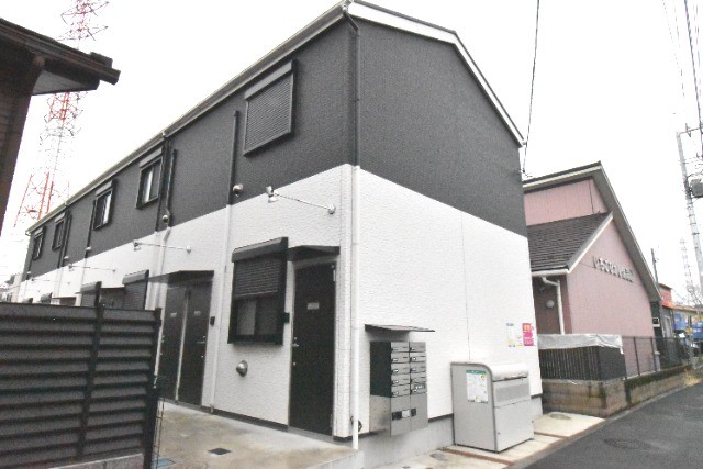 ��ʌ�����s�厚���̃A�p�[�g�̌����O��